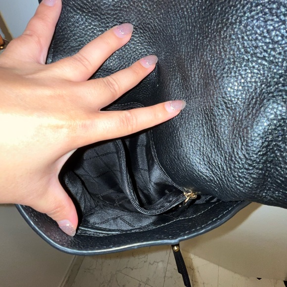 MICHAEL KORS Evie Medium Pebbled Leather Shoulder Bag - Picture 6 of 10